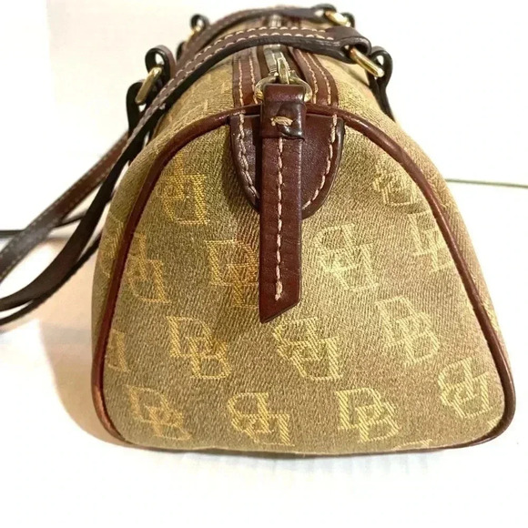 Dooney Bourke BD signature print canvas shoulder handbag - Picture 9 of 12